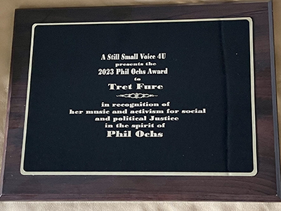 Read more about the article Phil Ochs Award!